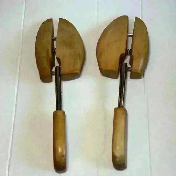 ROCHESTER SHOE TREE CO. 1 Pair Of Split Toe Wooden Shoe Keepers Vintage #5 - Picture 6 of 7
